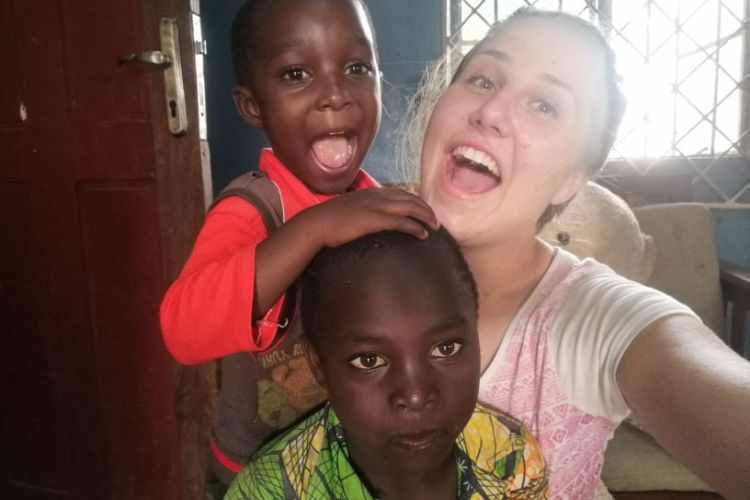 Rybniczanin i Czeszka chcą pomóc mieszkańcom wioski w Zambii. Przyłączmy się!, Magdalena Kroupová
