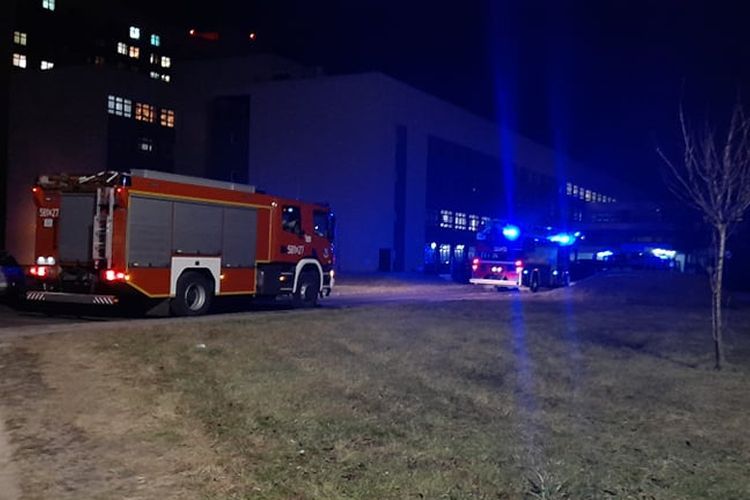 „Je**ni covidowi naziści”. Przed alarmem bombowym, szpital w Rybniku dostał pogróżki, Daniel Wojaczek