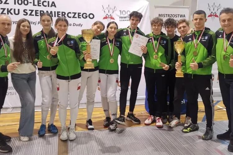 RMKS Rybnik zdominował mistrzostwa Polski juniorów w szpadzie, Facebook Szermierka RMKS Rybnik