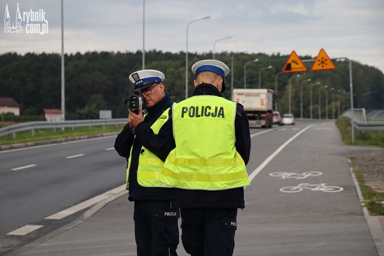 Więcej policjantów na śląskich drogach. Sprawdzają wszystko!, Archiwum
