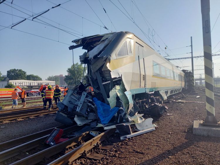 Bogumin: Śmiertelny wypadek w Czechach. Opóźnienia pociągów w Polsce, Drážní inspekce