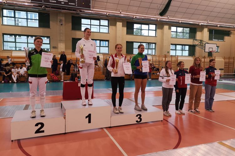 Szermierka: Alicja Klasik na podium I Pucharu Polski juniorów w Częstochowie, Materiały prasowe