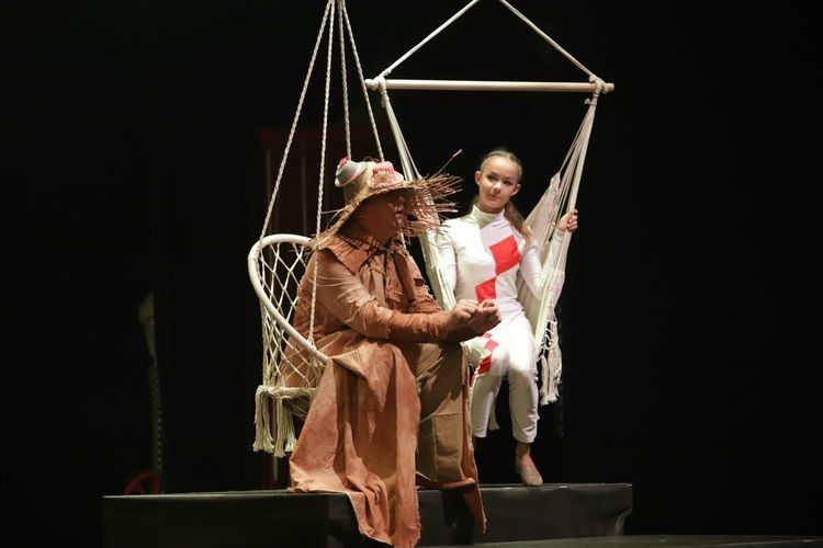 „Opowieść wigilijna” ponownie w Teatrze Ziemi Rybnickiej, Piotr Bukartyk