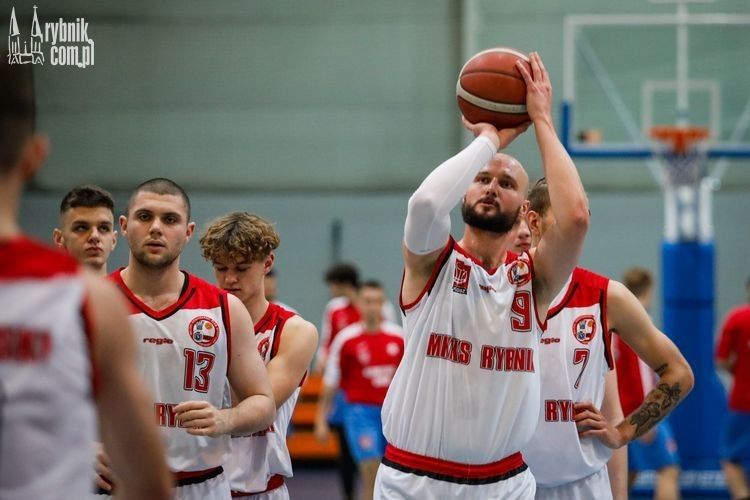 Koszykówka: porażka MKKS-u Rybnik w Przemyślu, Dominik Gajda