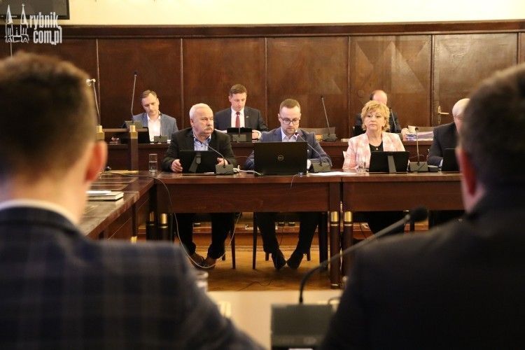 Rozpoczęła się sesja Rady Miasta Rybnika. Oglądajcie online (wideo), Archiwum