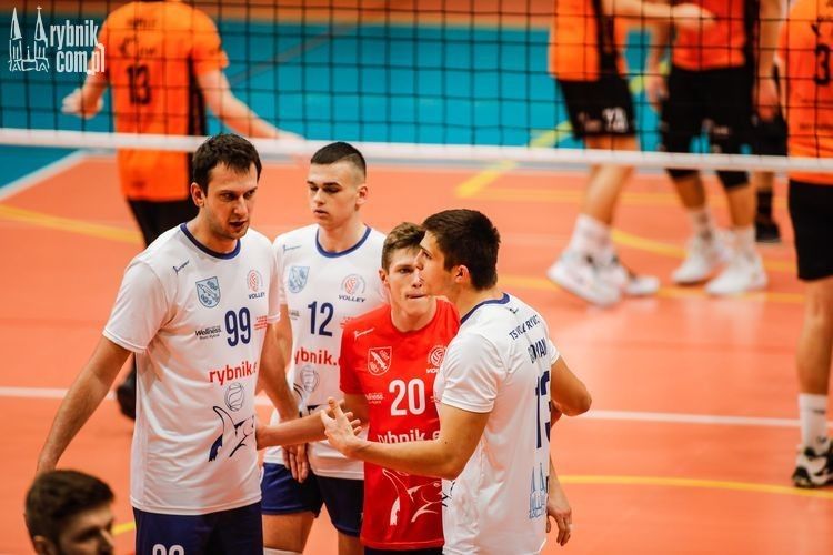 TS Volley Rybnik: ciężko wywalczone zwycięstwo z faworytem, Dominik Gajda