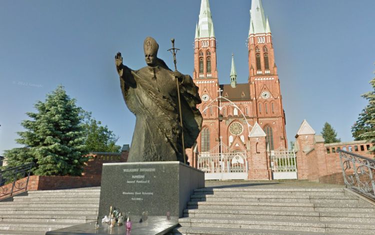 Rybnik: będzie marsz ku pamięci Jana Pawła II. To odpowiedź na materiał TVN-u?, Google Street View