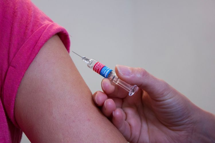 Szczepiony, czy nie? Czy szpitale w regionie wartościują pacjentów?, Pixabay