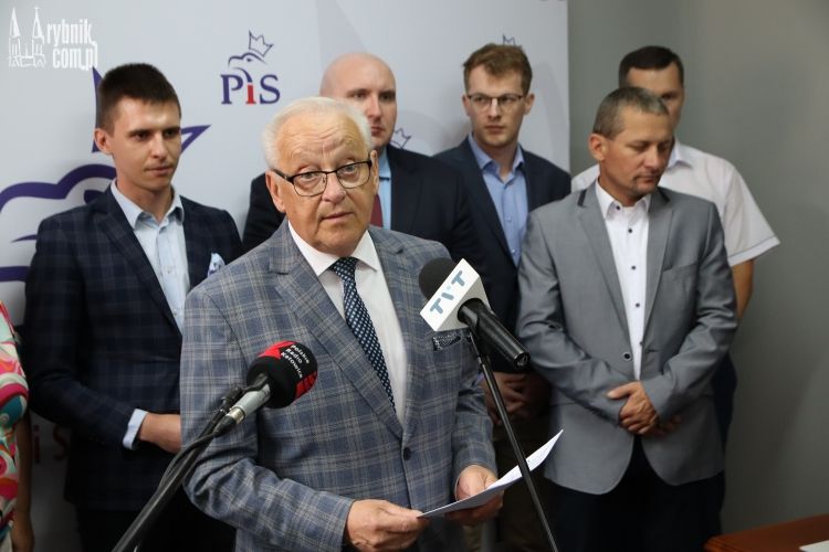 Bolesław Piecha: deklaruję chęć udziału w wyborach do parlamentu, bf