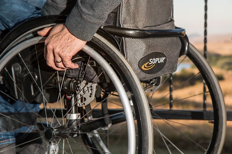 Straż miejska ma nietypowe znalezisko. Kto zgubił wózek inwalidzki?, Pixabay