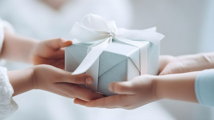 Jaki prezent dla dziecka kupić, by sprawić mu szczerą frajdę?, Materiał Partnera