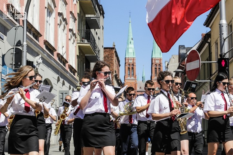 Dni Rybnika: przez centrum przeszła parada orkiestr i mażoretek, Dominik Gajda
