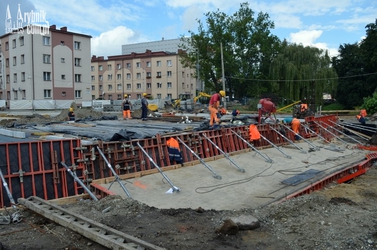 Remont mostu na Raciborskie potrwa dłużej. Co udało się już zrobić?, bf