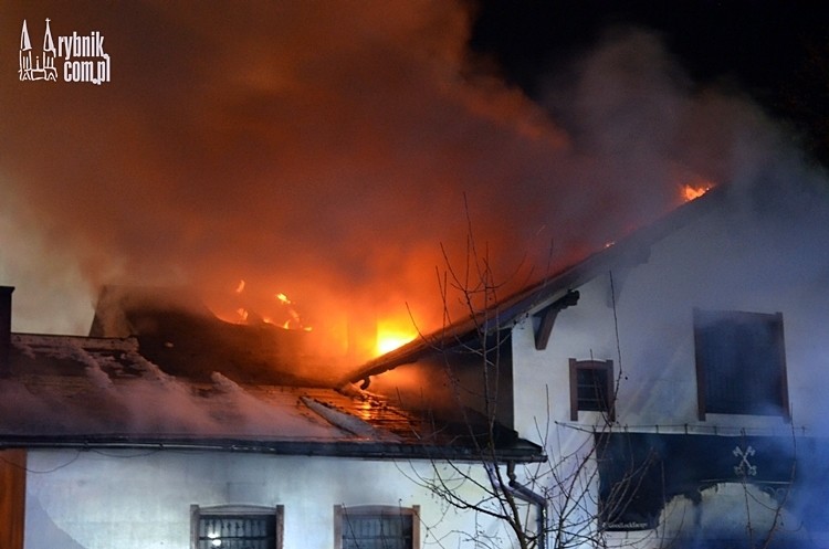 Wybuch i pożar w Chwałowicach. Spłonął budynek, Bartłomiej Furmanowicz