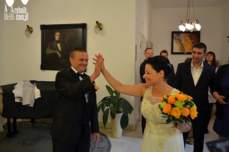 Prezydent udzielił ślubu młodej parze. Towarzyszyła orkiestra ze Starego Sącza, Bartłomiej Furmanowicz