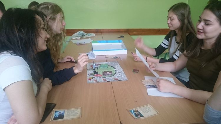 Uczniowie Gimnazjum nr 17 zagrali we własnoręcznie wykonane gry fabularne, ZS nr 1 w Rybniku