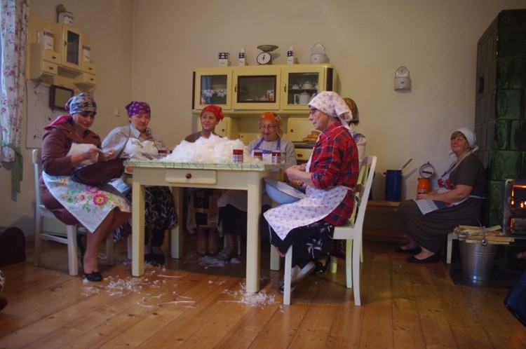 Familoki i ludzie. Mieszkańcy Czerwionki-Leszczyn pozują do wyjątkowego kalendarza, Maria Śliwa