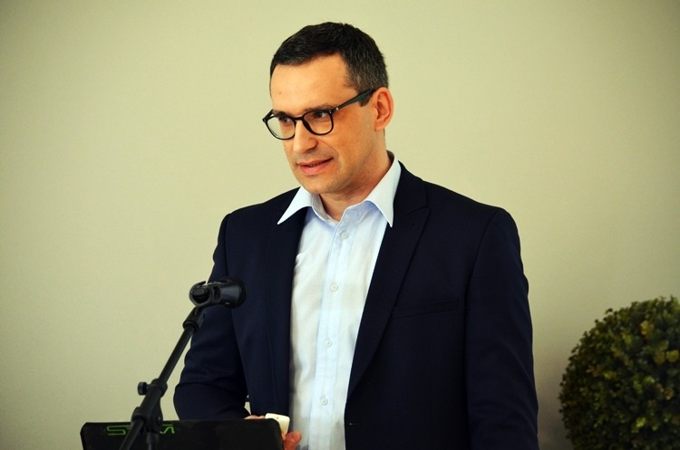 Szymon Hołownia w Rybniku: hospicjum i opieka paliatywna to nadal tematy tabu, Bartłomiej Furmanowicz