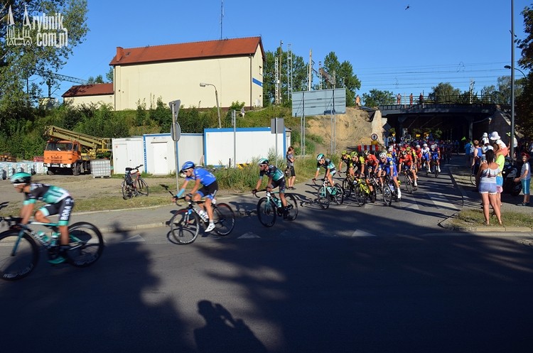 Tour de Pologne przejechał przez Rybnik. Zdjęcia z ronda Chwałowickiego, Bartłomiej Furmanowicz