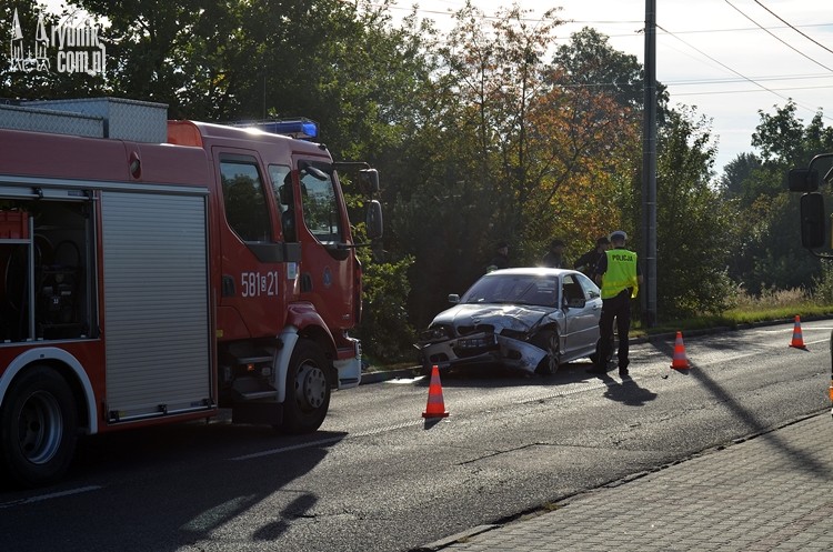 Wypadek na Wolnej. BMW wbiło się w ciężarówkę, Bartłomiej Furmanowicz & Cezary Świtała
