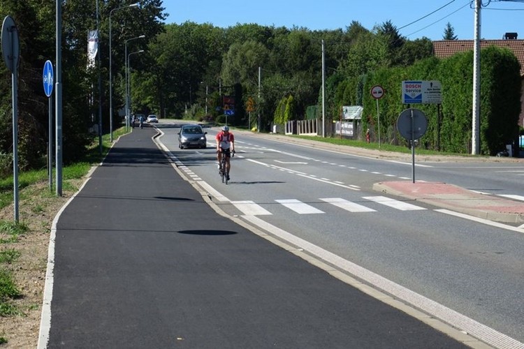 Droga rowerowa na Raciborskiej prawie gotowa!, Lucyna Tyl/UM Rybnik
