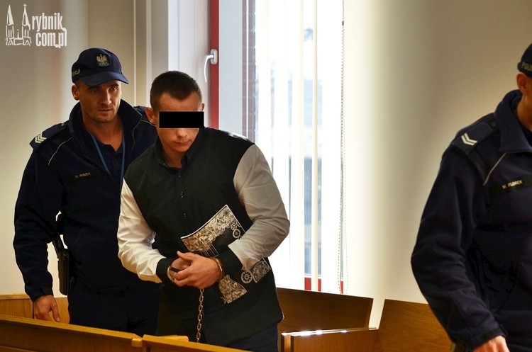 Oskarżony o zabójstwo Adrian P. przed sądem, Bartłomiej Furmanowicz