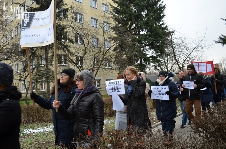 Pracownicy prokuratury w Rybniku wyszli na ulicę, Bartłomiej Furmanowicz