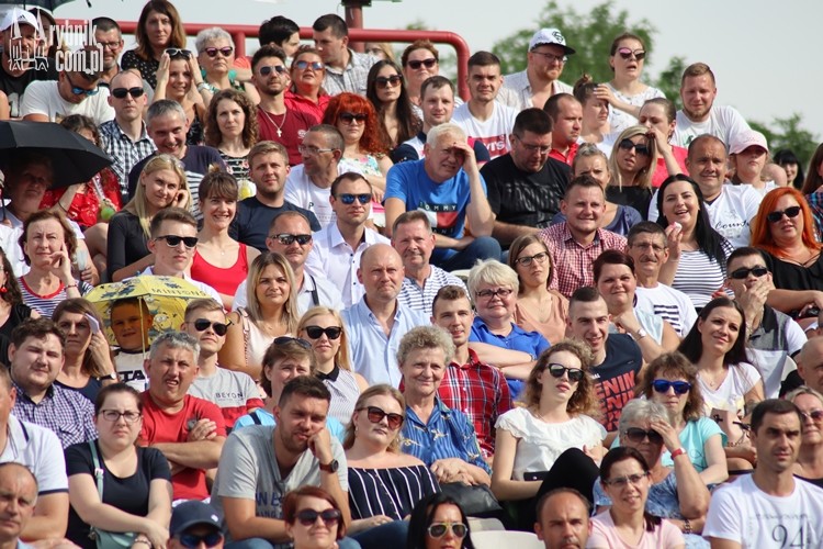 KABAryjTON: tłumy i salwy śmiechu na stadionie. Szukajcie się na zdjęciach!, Bartłomiej Furmanowicz
