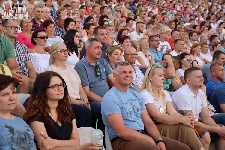 KABAryjTON: tłumy i salwy śmiechu na stadionie. Szukajcie się na zdjęciach!, Bartłomiej Furmanowicz