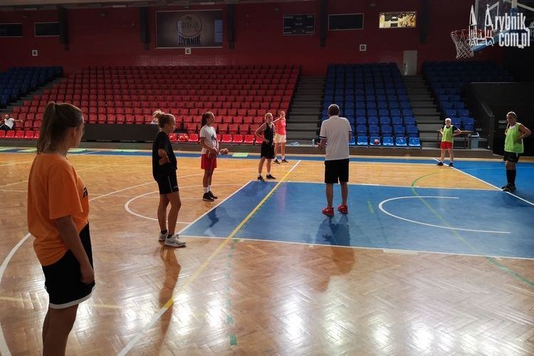 RMKS Rybnik - koszykarki trenują przed sezonem II ligi, Tomasz Raudner
