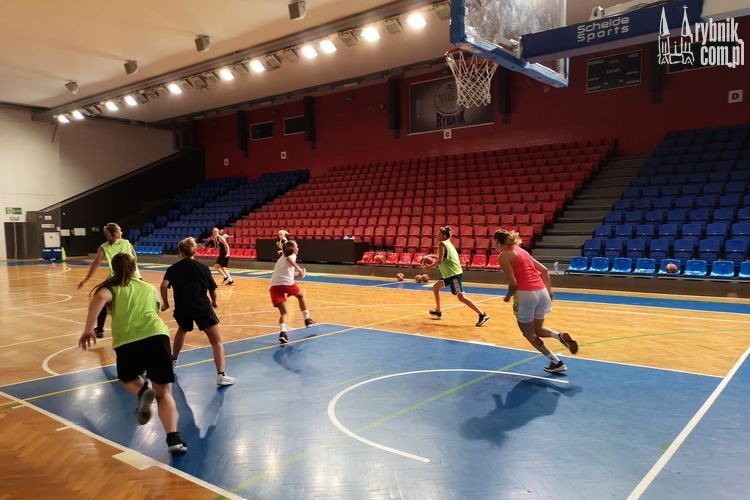 RMKS Rybnik - koszykarki trenują przed sezonem II ligi, Tomasz Raudner