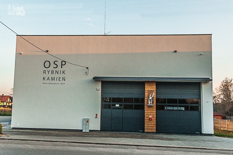 Siedziba OSP w Kamieniu po remoncie, Agnieszka Skupień, Iwona Wrożyna