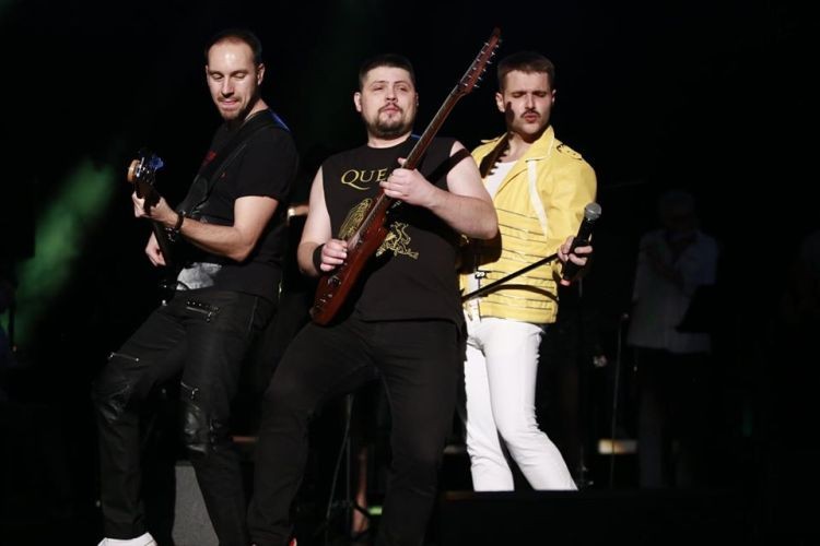 Queen symfonicznie w Teatrze Ziemi Rybnickiej, TZR / FB