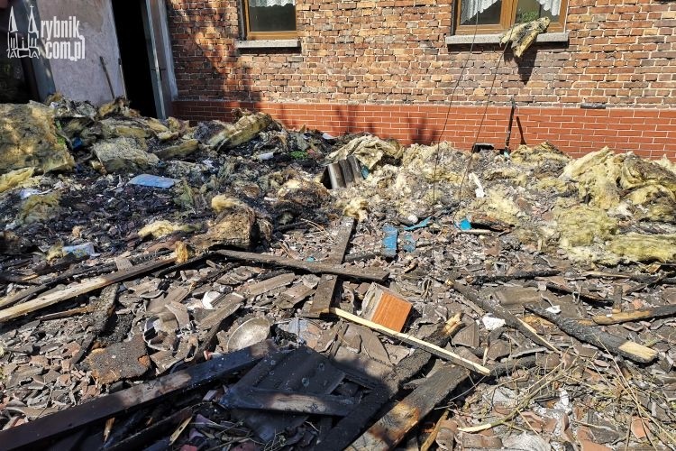 Tak wygląda spalony dom rodziny Wieczorków z Ligoty, Bartłomiej Furmanowicz