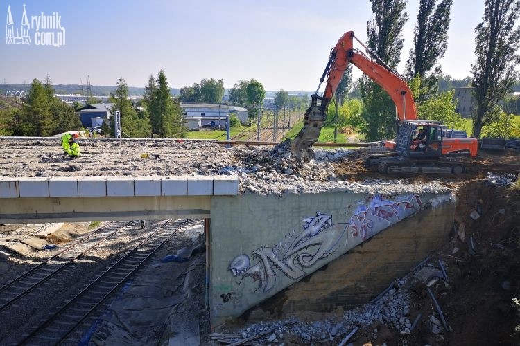 Rozbierają wiadukt na Żorskiej (zdjęcia), Bartłomiej Furmanowicz