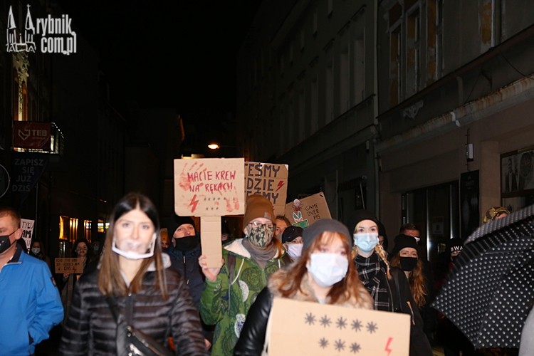 Łańcuch Solidarności w Rybniku. Protest przeszedł przez centrum miasta, Daniel Wojaczek
