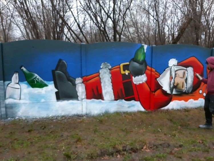 Fajerwerki, Mikołaj i sąsiedzi. Jest nowe, sylwestrowe graffiti na bulwarach, Czytelnik