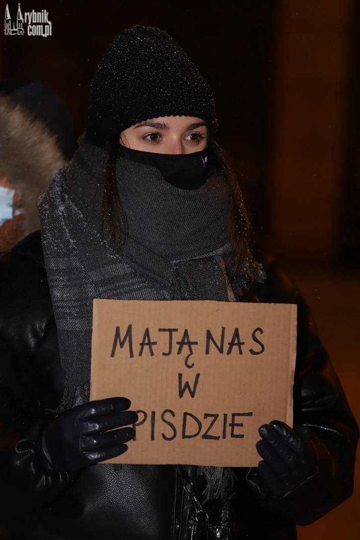 Trzeci Strajk Kobiet w Rybniku. Protestowali pomimo niepogody, Daniel Wojaczek