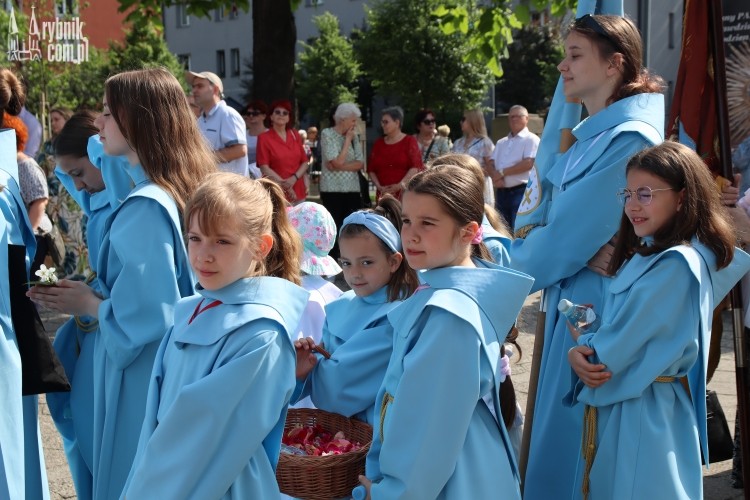 Dziś Boże Ciało. Zobaczcie procesję czterech parafii w Rybniku (zdjęcia), Bartłomiej Furmanowicz