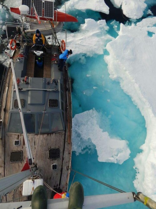 Rybniccy żeglarze przedzierali się przez lód na oceanie. Zdjęcia robią wrażenie, Ocean H2O Rybnik