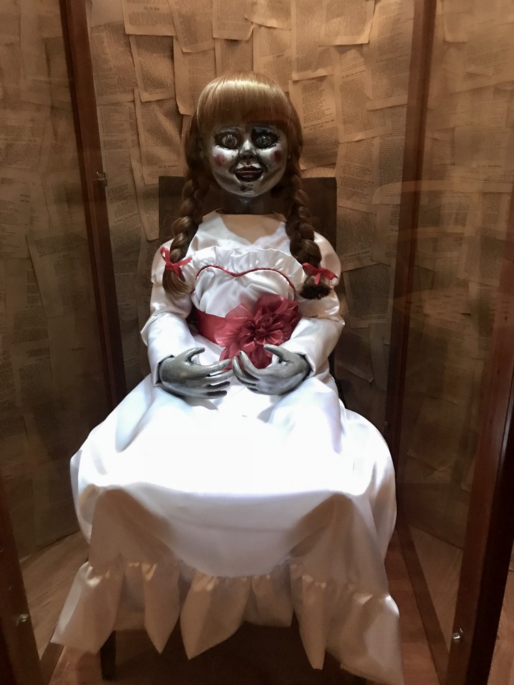 Przerażająca lalka Annabelle tylko w Multikinie, Materiały prasowe