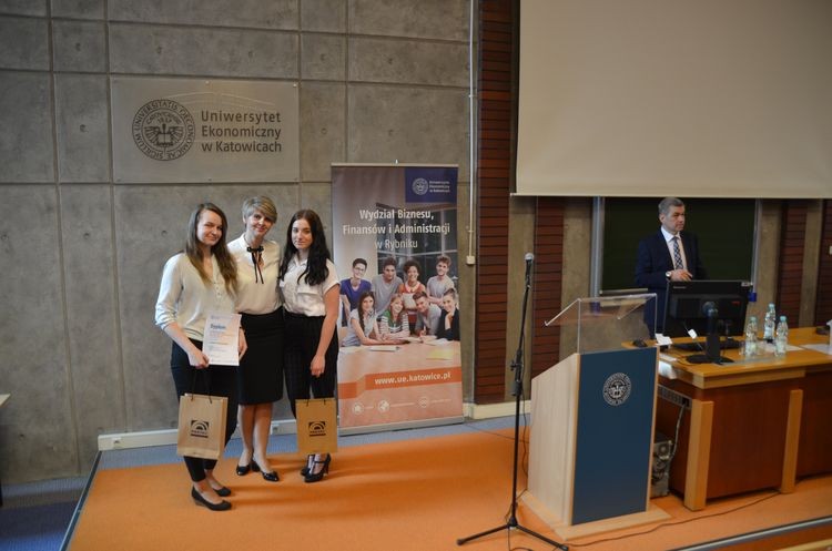 Drużyna z Rybnika wygrała II Regionalny Konkurs Wiedzy Ekonomicznej, Materiały prasowe