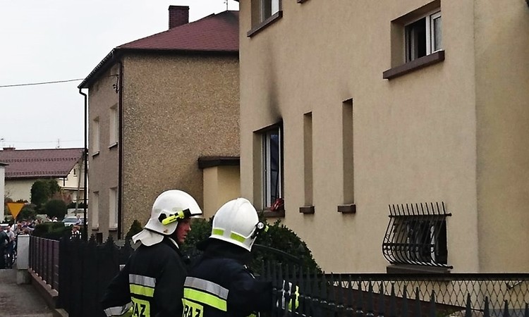 Pożar domu w Szczejkowicach. Przyleciał śmigłowiec, Czytelnik