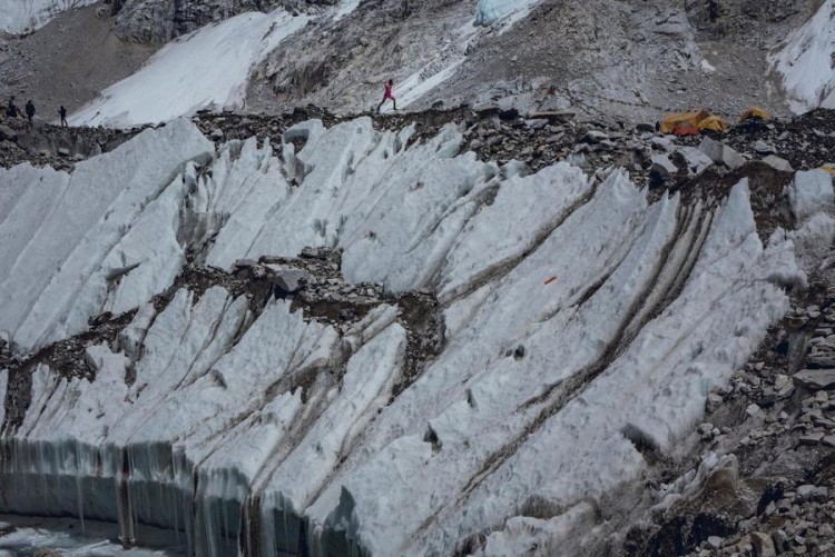 Filmy o bohaterze Everest Marathon w DK Chwałowice, Adrian Dmoch