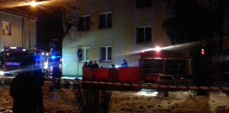 Pożar mieszkania w Leszczynach. Dwie osoby ciężko poparzone, OSP Leszczyny