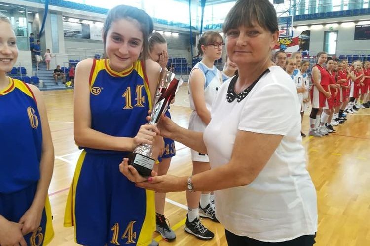 Śląska Gala Koszykówki - Maja Frąckiewicz z RMKS Rybnik MVP sezonu kadetek!, rmks rybnik