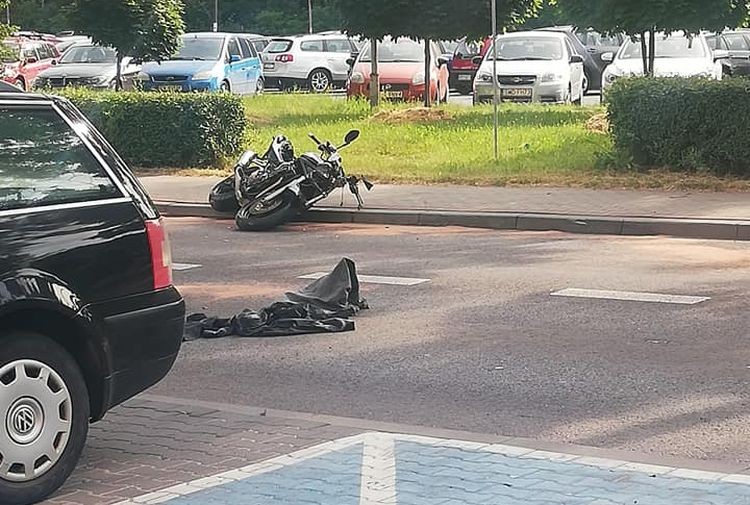 Wypadek w Boguszowicach. Po motocyklistę przyleciał śmigłowiec, Rybnik i okolice-Informacje drogowe 24H