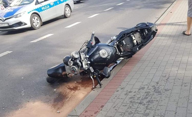 Wypadek w Boguszowicach. Po motocyklistę przyleciał śmigłowiec, Informacje drogowe 24H z powiatu Wodzisław Śląski, Rybnik