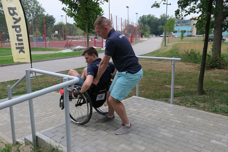 W parku tematycznym powstał tor przeszkód dla osób niepełnosprawnych, Lucyna Tyl/UM Rybnik