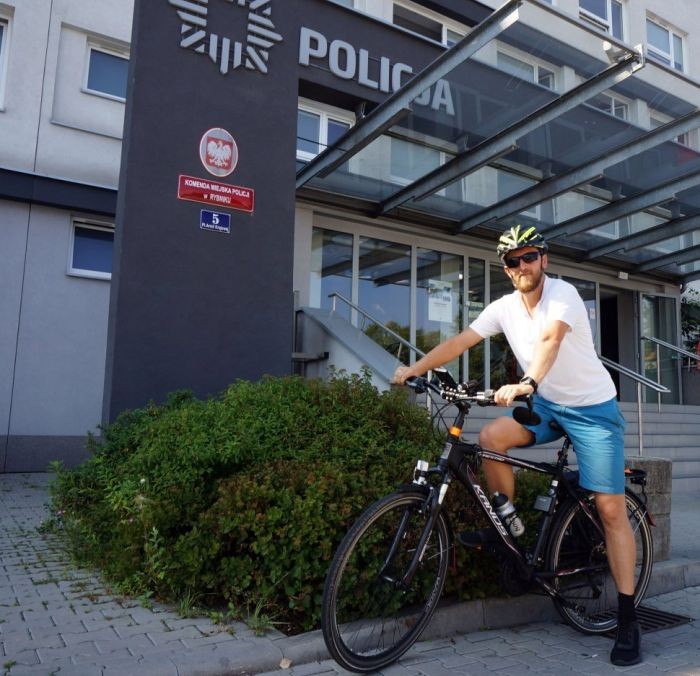 Policjant na rowerze zatrzymał porsche, KMP Rybnik